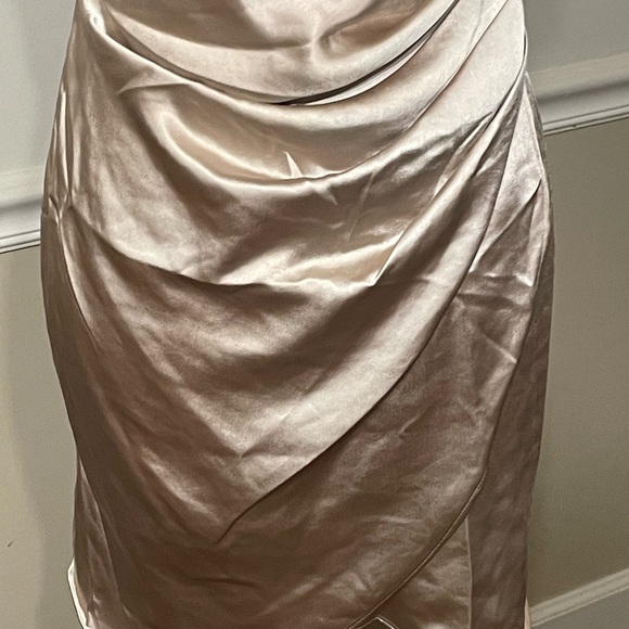 By Blush - Shimmering Cream Colored Ruched Wrap Midi Dress, NWT, Size Large - Picture 3 of 11